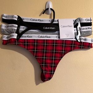 Calvin Klein Thongs 3pk